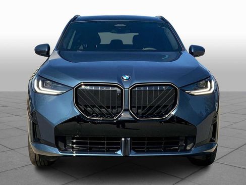 Used 2026 BMW X3 xDrive30 w/ Premium Package image 3