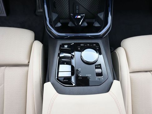 Used 2025 BMW X3 xDrive30i w/ Premium Package AWD/4WD image 15