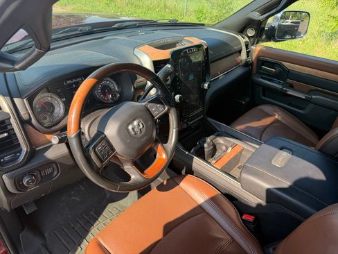 Used 2022 RAM 3500 Limited AWD/4WD image 12