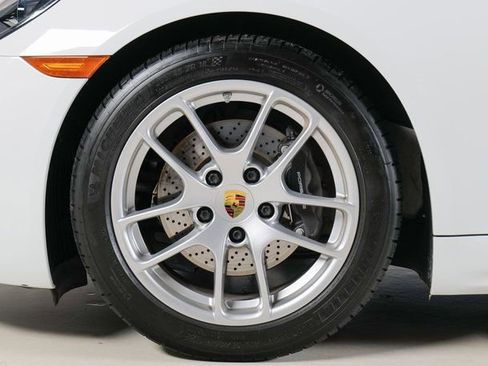 Used 2018 Porsche 718 Cayman image 30