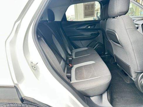Used 2024 Chevrolet TrailBlazer LT w/ Driver Confidence Package image 39