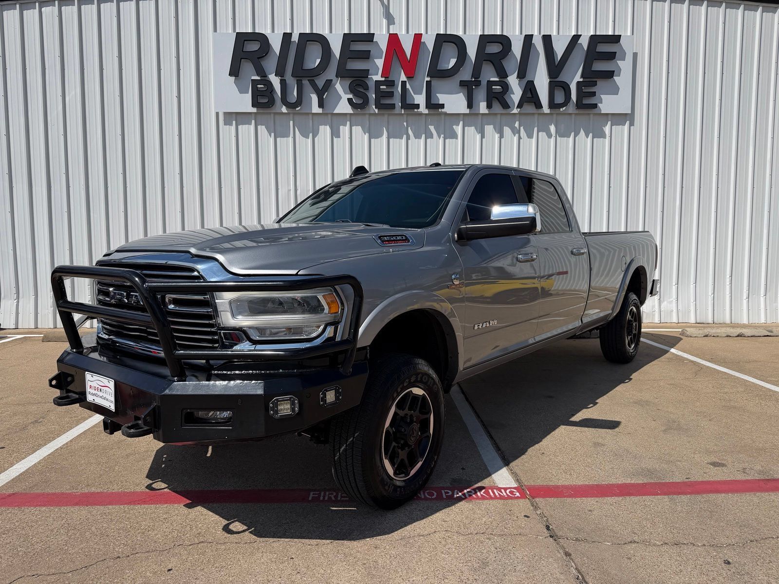 Used 2021 RAM 3500 Laramie AWD/4WD image 1