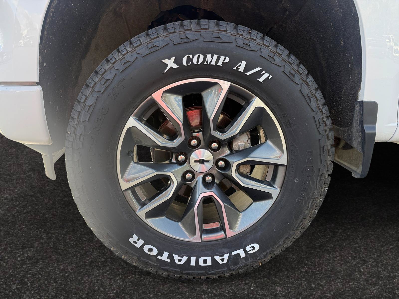 Used 2024 Chevrolet Silverado 1500 RST w/ Max Trailering Package AWD/4WD image 14