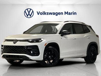New 2026 Volkswagen Tiguan SE R-Line