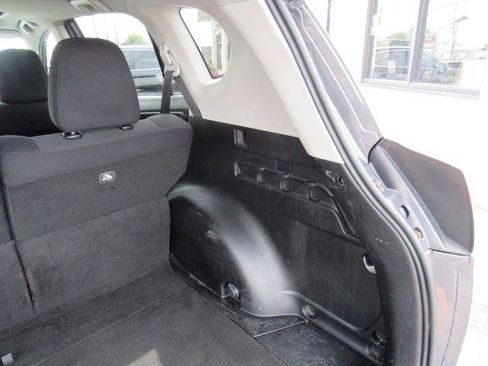 Used 2018 Toyota RAV4 XLE w/ Plus Extra Value Package AWD/4WD image 40