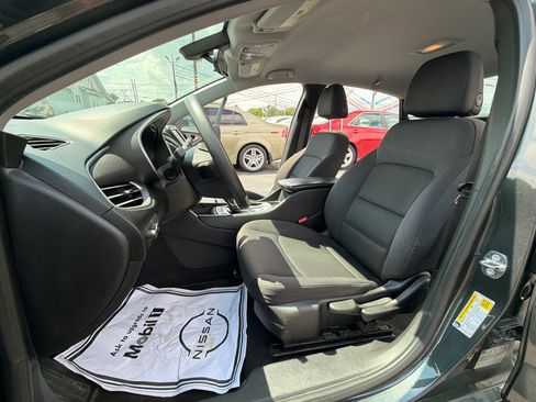 Used 2017 Chevrolet Malibu LS FWD image 15