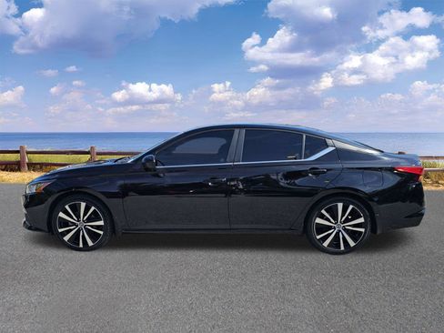 Used 2022 Nissan Altima 2.5 SR FWD image 5