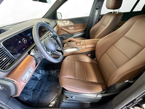 New 2026 Mercedes-Benz GLS 450 GLS 450 4MATIC SUV image 18