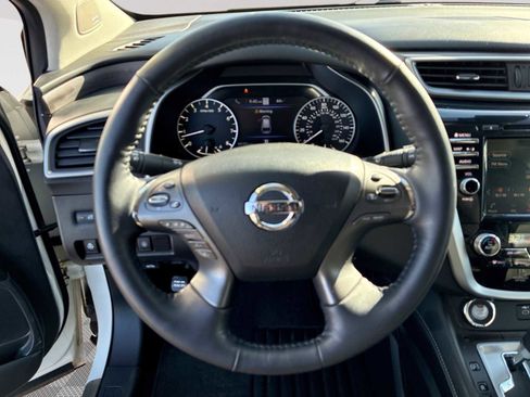 Used 2020 Nissan Murano Platinum image 10