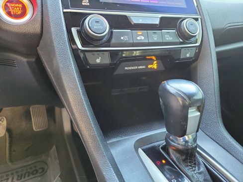 Used 2018 Honda Civic EX-L image 19