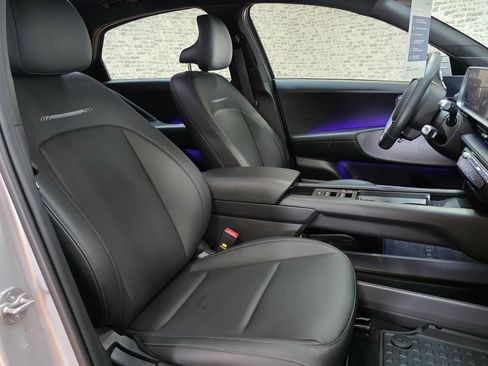 Certified 2025 Hyundai Ioniq 6 SEL image 13