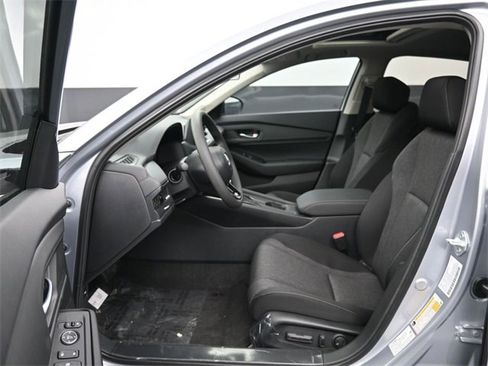 New 2025 Honda Accord SE image 6