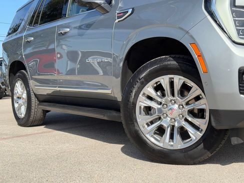 Used 2025 GMC Yukon Denali AWD/4WD image 2