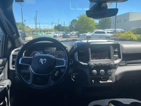 Used 2024 RAM 3500 Big Horn image 33