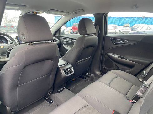 Used 2025 Chevrolet Malibu LT image 13