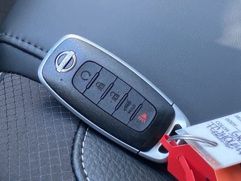 New 2026 Nissan Pathfinder SL image 34