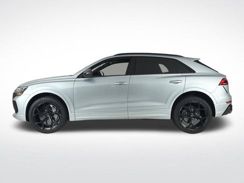 New 2025 Audi RS Q8 performance image 2
