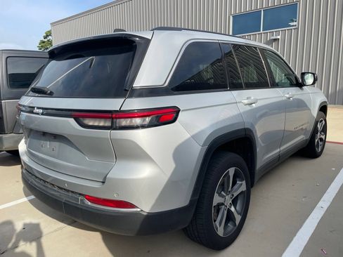 Used 2023 Jeep Grand Cherokee 4WD 4xe image 4