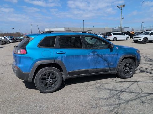Used 2019 Jeep Cherokee Trailhawk w/ Comfort/Convenience Group image 5