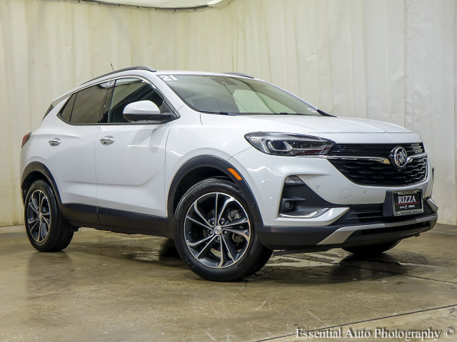 Used 2021 Buick Encore GX Essence w/ Advanced Technology Package FWD image 2