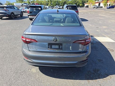 Used 2022 Volkswagen Jetta Sport FWD image 7