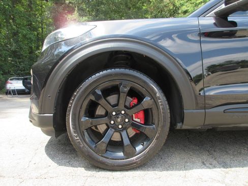 Used 2022 Ford Explorer ST w/ Equipment Group 401A AWD/4WD image 23