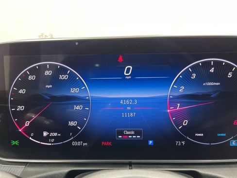 Used 2025 Mercedes-Benz C 300 4MATIC Sedan image 7