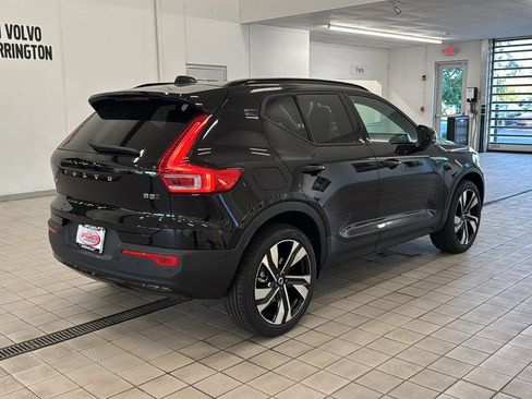 New 2026 Volvo XC40 B5 Ultra w/ Protection Package Premier image 5