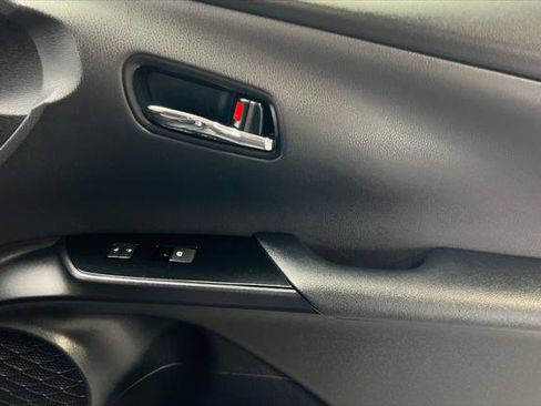 Certified 2018 Toyota Prius Four image 18
