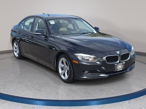 Used 2015 BMW 320i xDrive Sedan AWD/4WD image 4