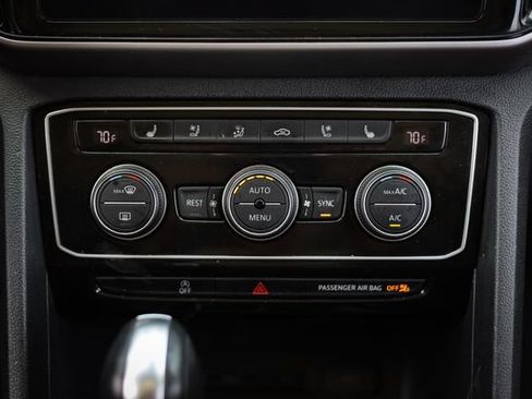 Used 2021 Volkswagen Atlas SEL Premium AWD/4WD image 39