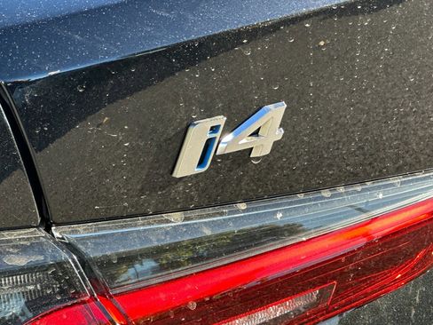 Used 2025 BMW i4 eDrive40 w/ Premium Package RWD image 18