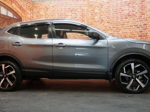 Certified 2022 Nissan Rogue Sport SL image 8