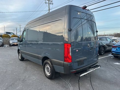 Used 2019 Mercedes-Benz Sprinter 144 image 6