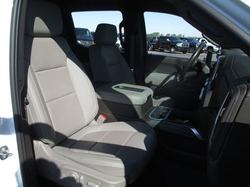 Used 2022 GMC Sierra 1500 SLT w/ SLT Premium Package AWD/4WD image 21