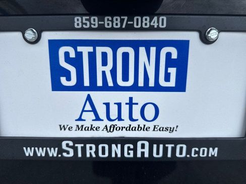 Used 2021 Ford Explorer XLT AWD/4WD image 20