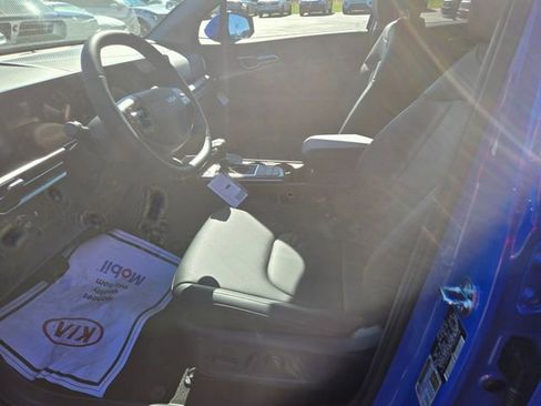 New 2026 Kia Sportage EX image 6