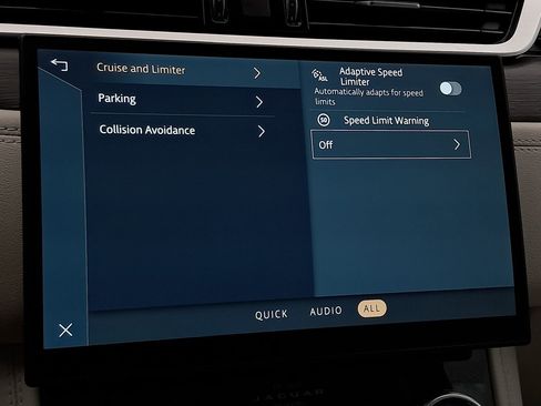 Used 2021 Jaguar F-PACE S image 40