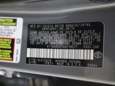Used 2025 Toyota Camry SE w/ Convenience Package FWD image 38