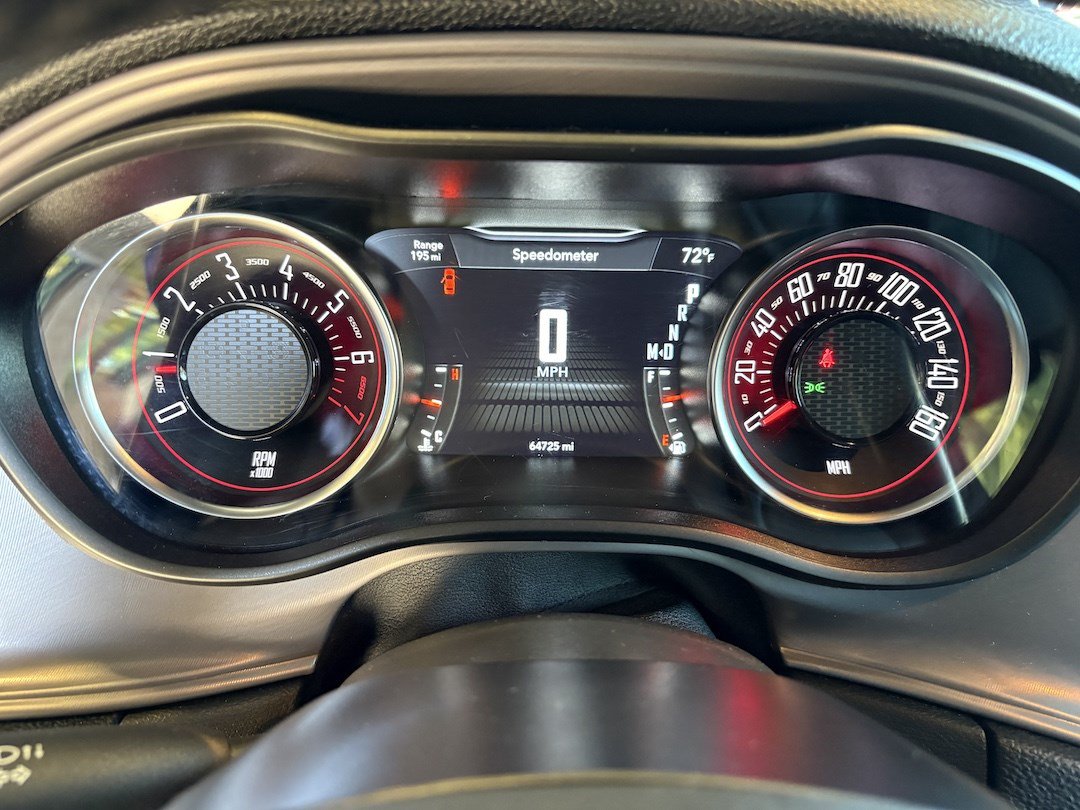 Used 2023 Dodge Challenger SXT RWD image 14
