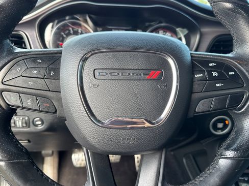 Used 2017 Dodge Challenger R/T RWD image 26