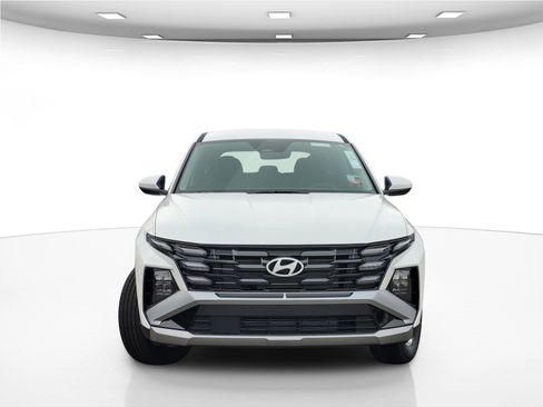 New 2026 Hyundai Tucson SE image 2
