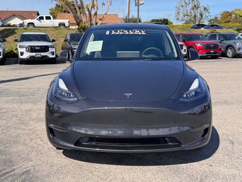 Used 2024 Tesla Model Y Long Range image 6