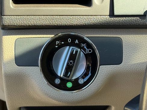 Used 2009 Mercedes-Benz C 300 4MATIC Sedan image 19