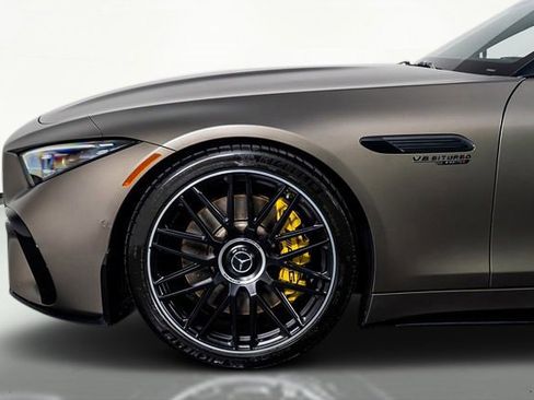 Used 2022 Mercedes-Benz SL 63 AMG 4MATIC w/ AMG Aerodynamic Package image 41