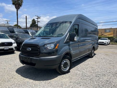 Used 2019 Ford Transit 250 148 High Roof Extended RWD image 1