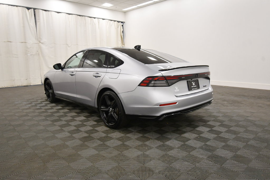 Used 2025 Honda Accord Sport image 5