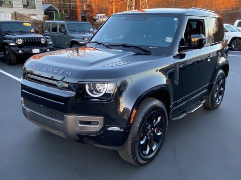 Used 2021 Land Rover Defender 90 X-Dynamic S image 3