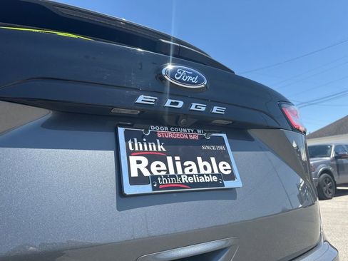 Used 2023 Ford Edge ST-Line w/ Cold Weather Package AWD/4WD image 32