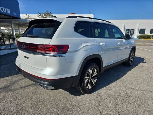 New 2026 Volkswagen Atlas SE FWD image 3
